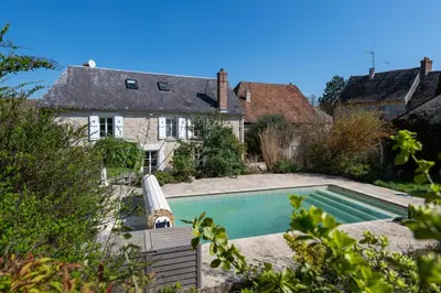 Piscine de l'établissement Maison Prado - avec piscine privée et grand jardin ou située à proximité