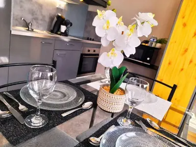 Cuisine ou kitchenette dans l'établissement Le Cocon Beauvaisien - Centre Ville - Proche Gare
