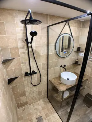 Salle de bains dans l'établissement Eco-Appart'hôtel Rouen - SLT