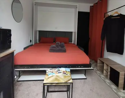 Un ou plusieurs lits dans un hébergement de l'établissement chambre 2 pas du centre-ville