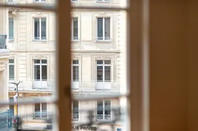 Plan de l'établissement Carlos logement au pied du Gros Horloge !