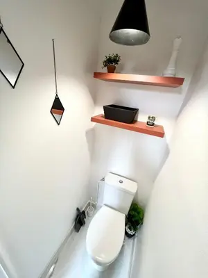 Salle de bains dans l'établissement Le JOY, studio au coeur de la ville