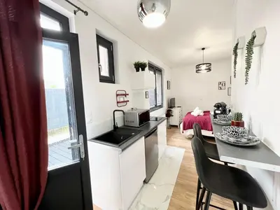 Cuisine ou kitchenette dans l'établissement Le JOY, studio au coeur de la ville