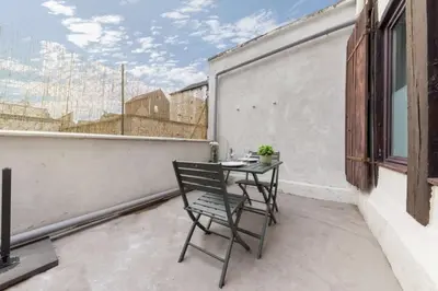 Balcon ou terrasse dans l'établissement L'escale normande - Terrasse - Gare