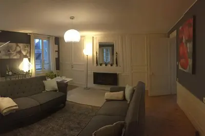 Coin salon dans l'établissement Appartement, centre historique - Vieux Marché « le Jeanne D’À »
