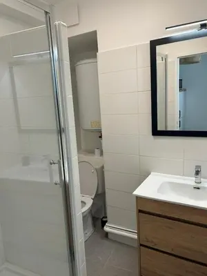 Salle de bains dans l'établissement Les voiles