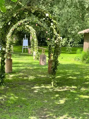 Jardin de l'établissement La Lumineuse du Moulin