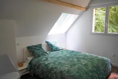 Un ou plusieurs lits dans un hébergement de l'établissement Maison à Rouen jusqu'à 6 personnes, centre-ville