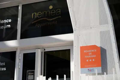 Certificat, récompense, panneau ou autre document affiché dans l'établissement Nemea Appart Hotel Coliseum Amiens Centre