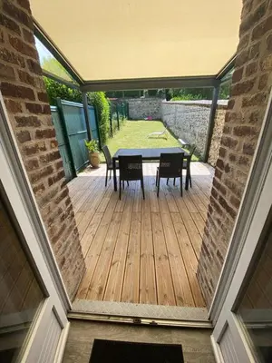 Balcon ou terrasse dans l'établissement Neuville secrete
