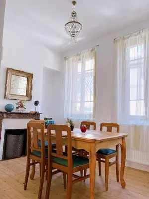 Cuisine ou kitchenette dans l'établissement Maison K