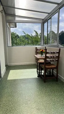 Balcon ou terrasse dans l'établissement Maison dans un endroit calme