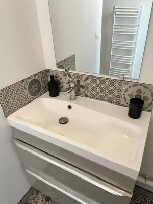 Salle de bains dans l'établissement Gîte les Tilleuls