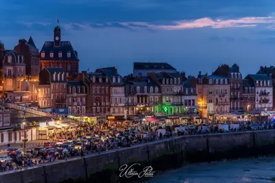 Vue générale sur Le Tréport ou vue de la ville depuis la maison de vacances