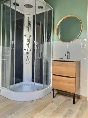 Salle de bains dans l'établissement Beau Duplex proche Centre Gare