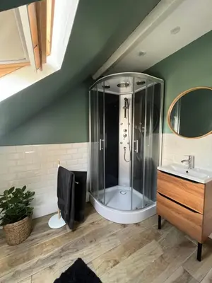 Salle de bains dans l'établissement Beau Duplex proche Centre Gare