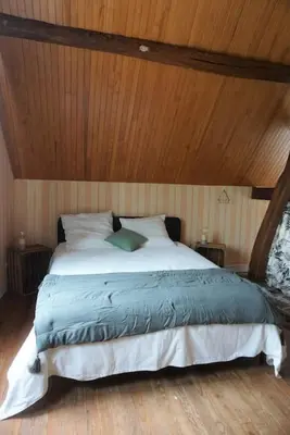 Un ou plusieurs lits dans un hébergement de l'établissement L'Escapade du Vexin normand - Spa