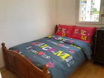 Un ou plusieurs lits dans un hébergement de l'établissement Beauvais chambre 1