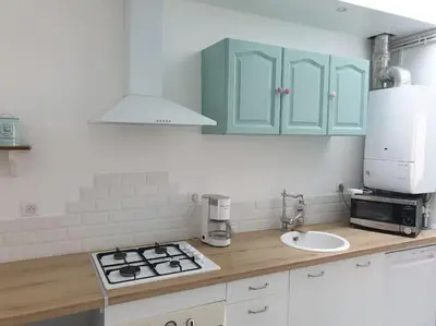 Cuisine ou kitchenette dans l'établissement Maison amienoise typique