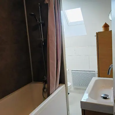 Salle de bains dans l'établissement o tour de l'eau