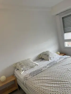 Un ou plusieurs lits dans un hébergement de l'établissement Home chic et renové