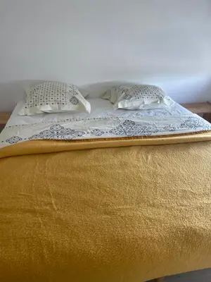 Un ou plusieurs lits dans un hébergement de l'établissement Home chic et renové