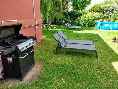 Barbecue disponible mis à disposition des clients de le B&B/chambre d'hôtes
