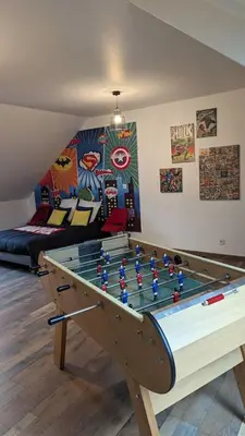 Salle de jeux dans l'établissement Chez Pépère