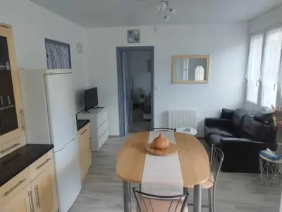 Télévision ou salle de divertissement dans l'établissement Chez Steph et Angie