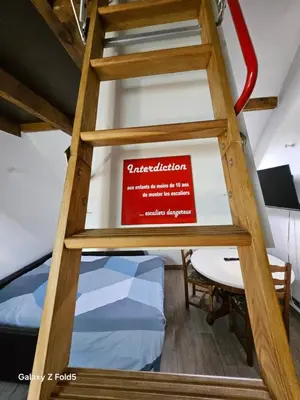 Un ou plusieurs lits superposés dans un hébergement de l'établissement Appartement Lavande - 6 pers avec mezzanine