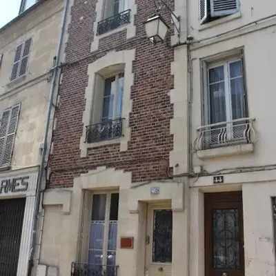 Magny en Vexin : Maison meublée