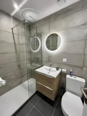 Salle de bains dans l'établissement L'escale Amiénoise Loft