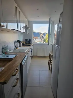 Cuisine ou kitchenette dans l'établissement L'escale marine BY HOLIDIEPPE