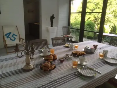 Nourriture dans le B&B/chambre d'hôtes ou à proximité