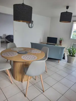 Télévision ou salle de divertissement dans l'établissement Appartement camon