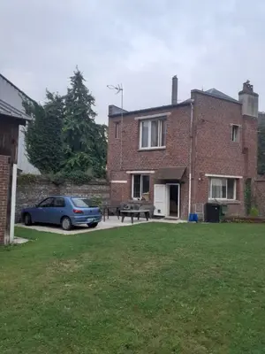 Bâtiment de le séjour chez l'habitant