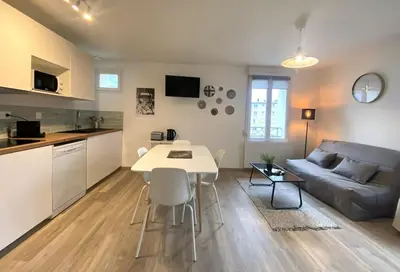 Cuisine ou kitchenette dans l'établissement Plénitude Giverny-Vernon appt 12