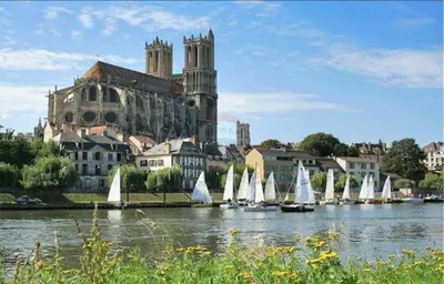 Vue sur la rivière ou le fleuve situé(e) à proximité de l'appartement