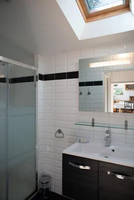 Salle de bains dans l'établissement La Ferme du Mesnil - Maison familiale