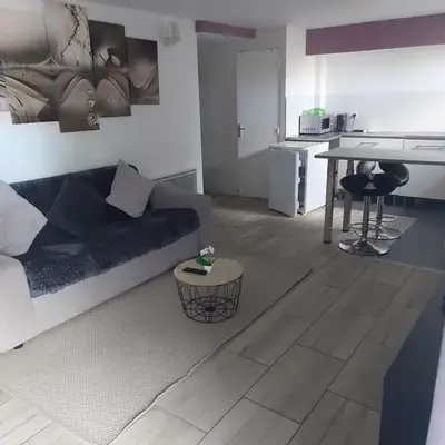 Studio loué entier proche de Paris