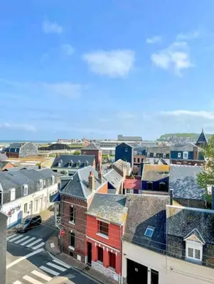 Vue générale sur Le Tréport ou vue de la ville depuis l'appartement
