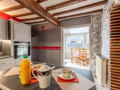 Cuisine ou kitchenette dans l'établissement Holiday Home Chez Lulu-2 by Interhome