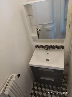Salle de bains dans l'établissement Studio hypercentre Quai de Seine
