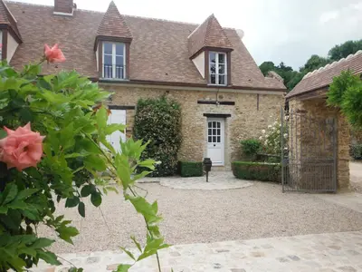 Jardin de l'établissement Gite 5 personnes SOLOGNE