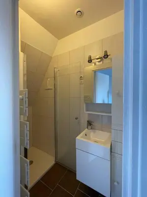 Salle de bains dans l'établissement Charming City Home Near Downtown with Garage