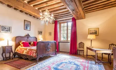Un ou plusieurs lits dans un hébergement de l'établissement Manoir du Petit Logis