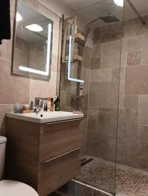 Salle de bains dans l'établissement Appartement Cosy Plein Centre Ville