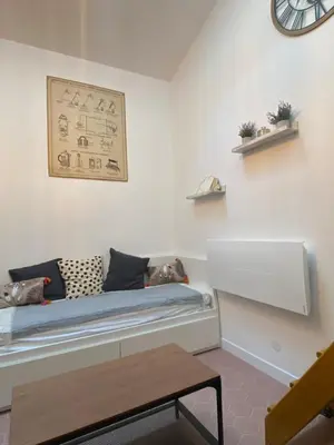 Coin salon dans l'établissement Bienvenue chez Jules *Verne*