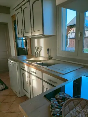 Cuisine ou kitchenette dans l'établissement Le cottage de la Prée