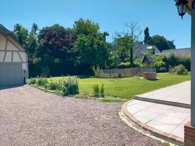 Jardin de l'établissement Le cottage de la Prée